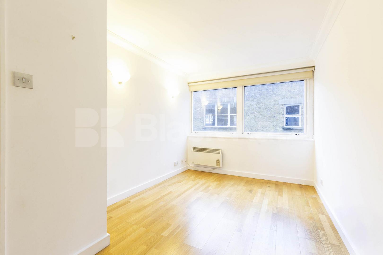 Spacious one double bedroom property set in an amazing location Fitzroy Street, Fitzrovia